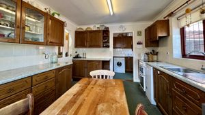 Photo 11- click for photo gallery